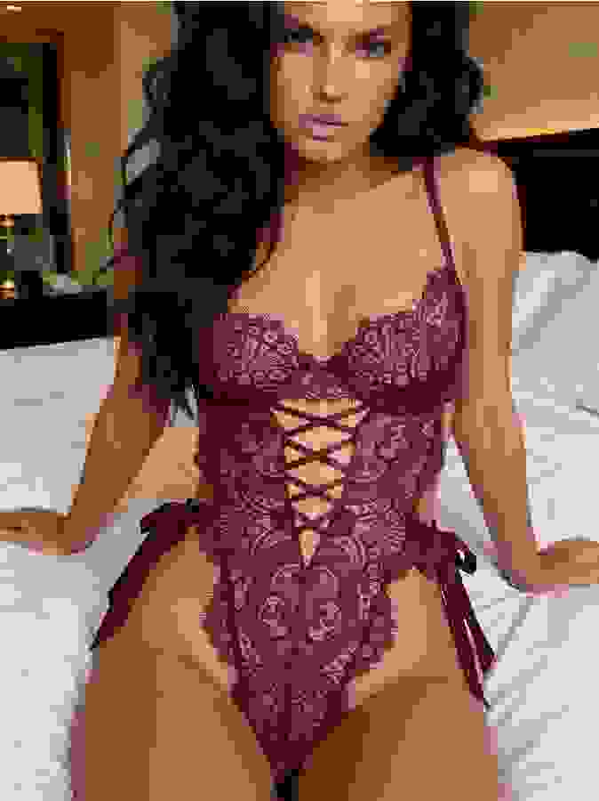 Roma Dreamer's Lust Burgundy Lace Underwired Crotchless Body, Red, hi-res